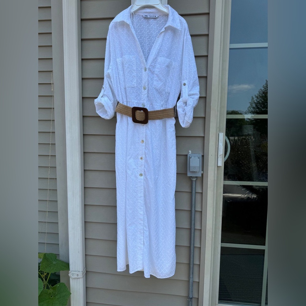 White Zara long sleeve shirt dress , like new , size L